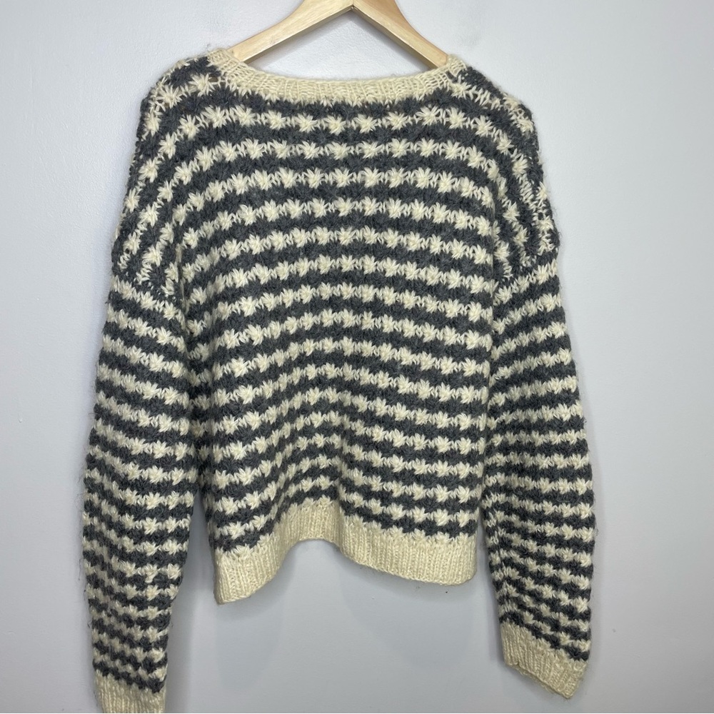 J. Crew Women's Gray Cream Stripe Wool Mohair Boxy Fit Sweater Size L Crew Neck